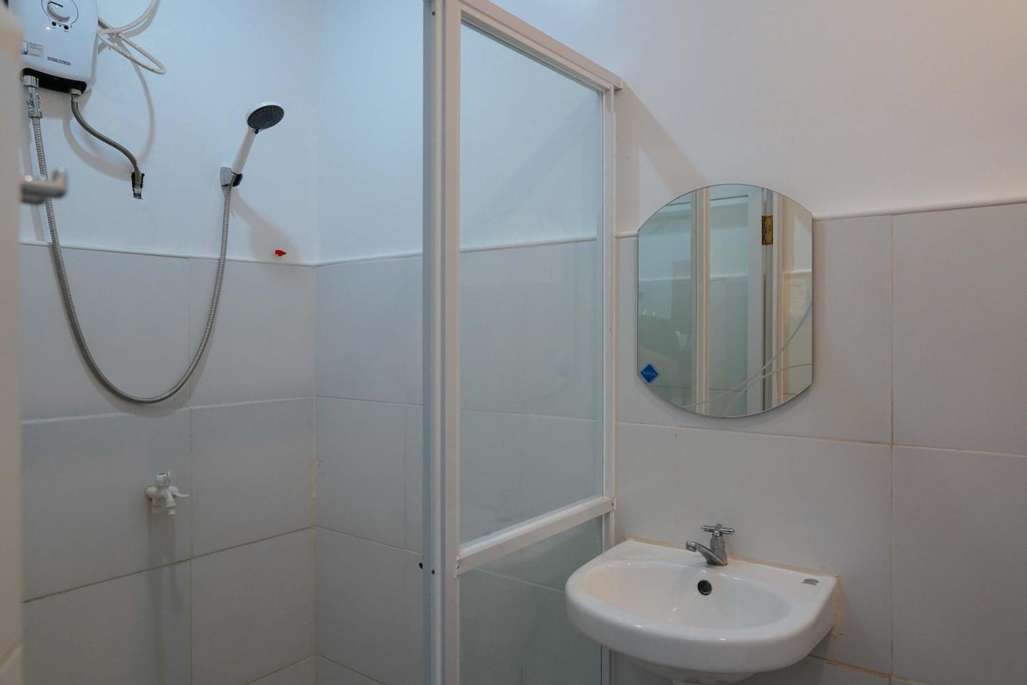 Reddoorz Plus At Billy'S Resort Oslob Dış mekan fotoğraf